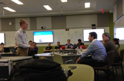 Luke Sheehan pitches his idea for an all-purpose belt to a panel of judges at ULaunch.