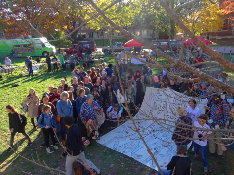 Over 100 students attended the solidarity farmers market. (Jon Decker/Amherst Wire)