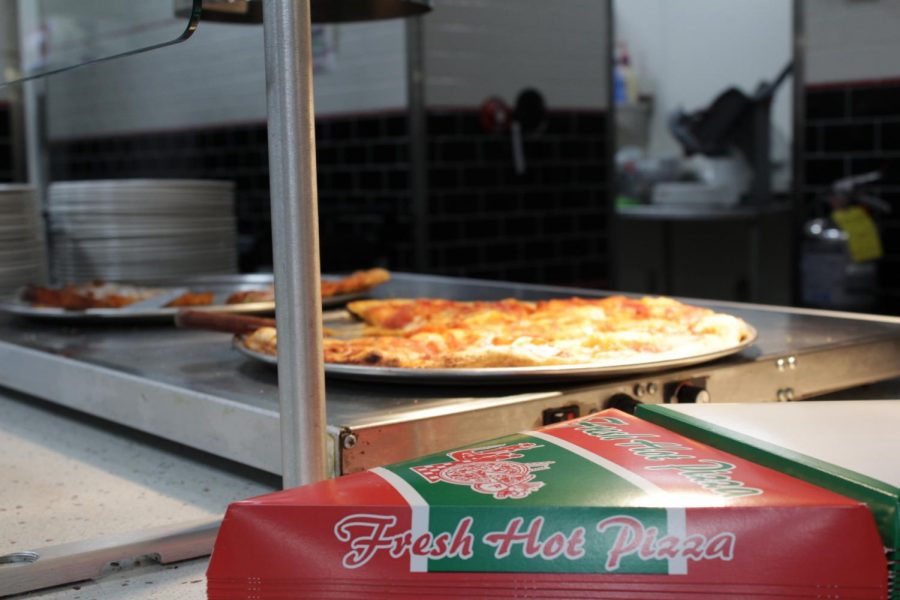 Mount Idas dining area shares many similarities with those at UMass, including the signature Fresh Hot Pizza box. (Brian Choquet/ Amherst Wire)
