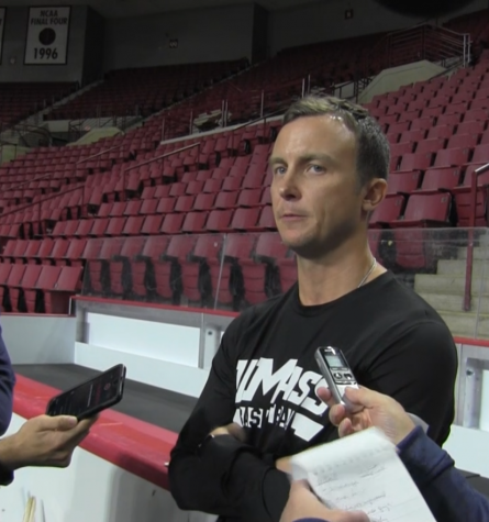 UMass Basketball: Matt McCall readies young team for new season