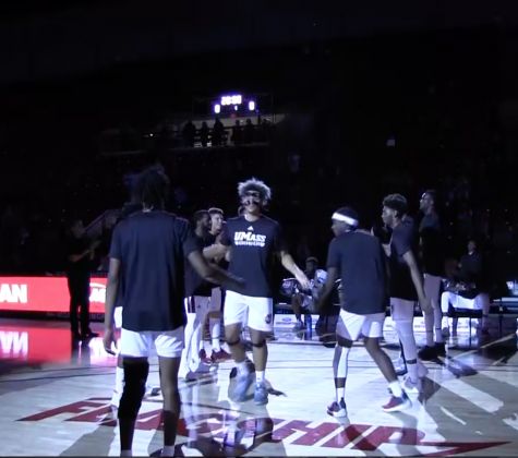 UMass Basketball coasts past WNE in exhibition