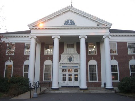 The experiences of non-traditional aged students at UMass