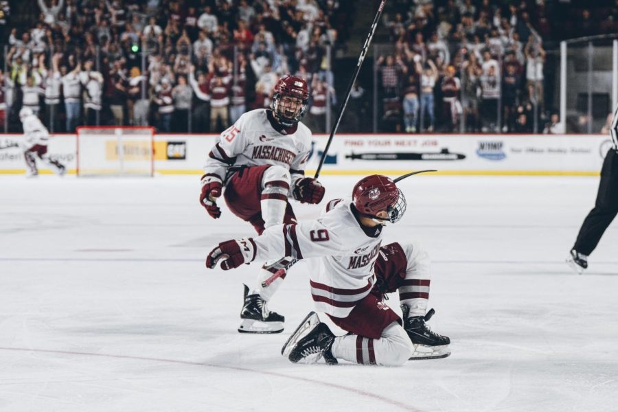 The+UMass+Minutemen+shut+out+the+Denver+Pioneers+3-0%2C+sweeping+the+series+and+making+a+statement