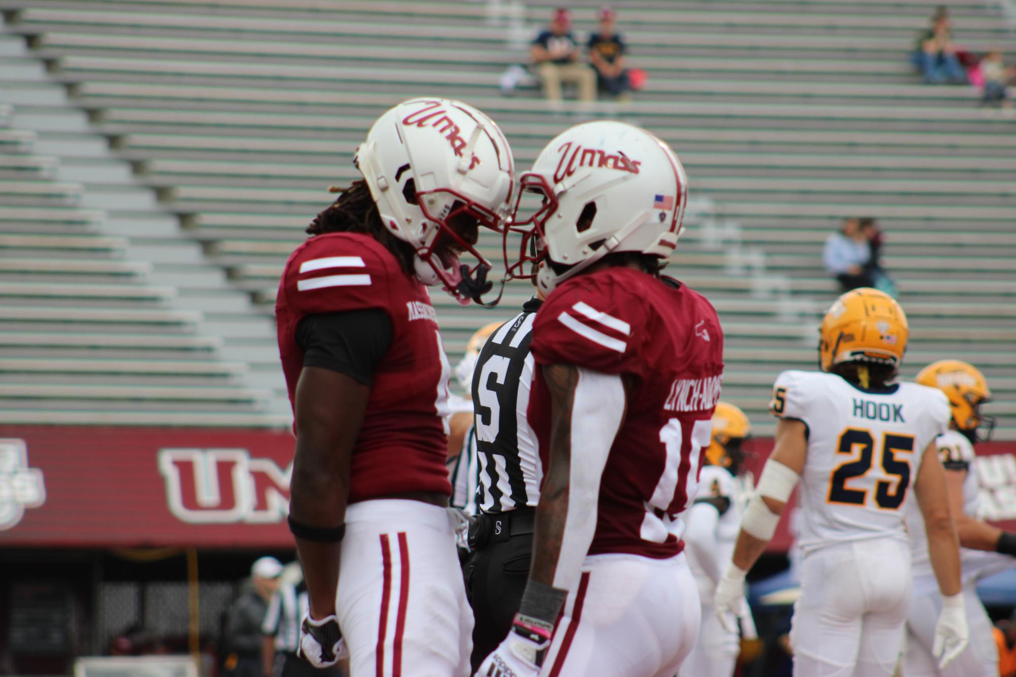 Umass Football Gets Their Second Win Of The Season Against Army Amherst Wire 9288