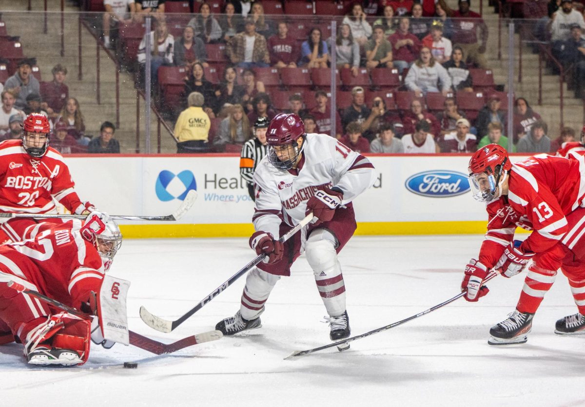 UMass Hockey downed by Boston University, Northeastern is up next
