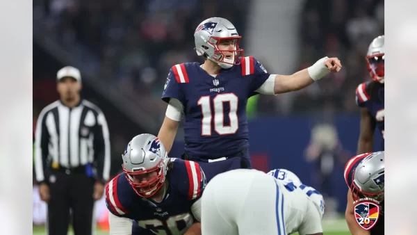 Navigation to Story: Op-Ed: Mac Jones benched again, in what may be his last game as a Patriot after they lose to the Colts