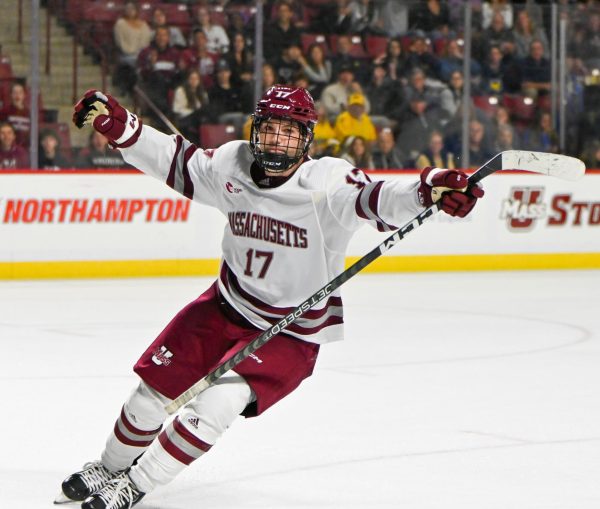 Navigation to Story: UMass advances to TD Garden with an NCAA Tournament bid in sight