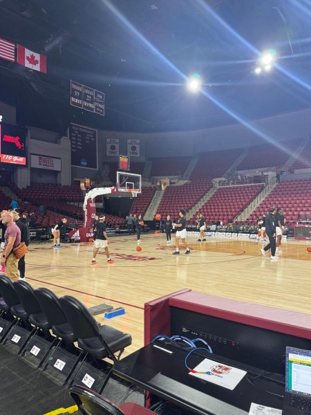 UMass Women’s Basketball Starts Out Firing In 25-26