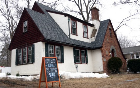 Students volunteer at the Freedom Cafe to help victims of human trafficking
