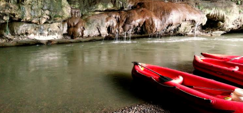 An adventure in the caves of Northern Thailand