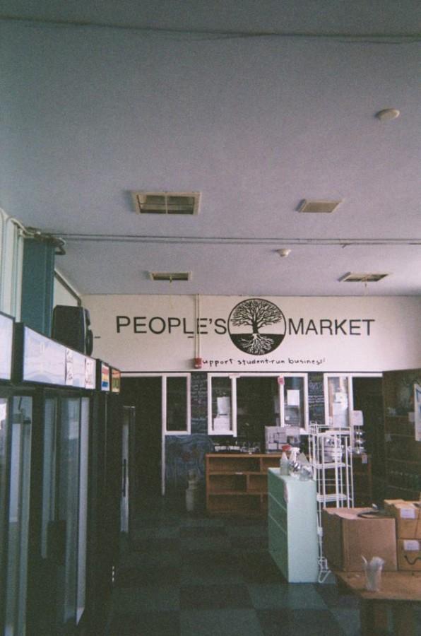Peoples+Market+faces+a+tough+financial+situation
